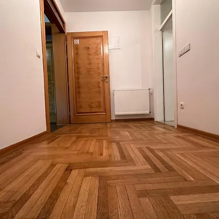 Near Airport Ii Apartment Sarajevo