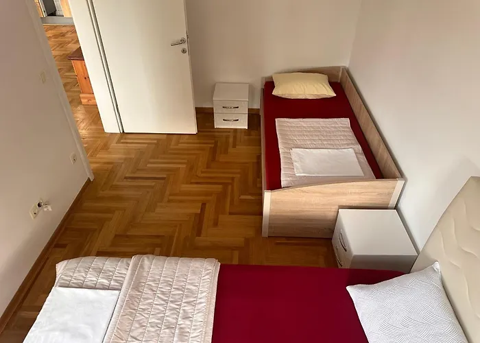 公寓 Near Airport Ii *